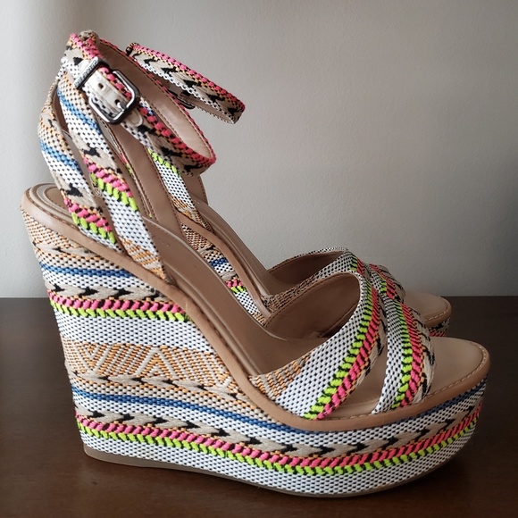 Gianni Bini Shoes - NWOB Gianni Bini wedge sandals